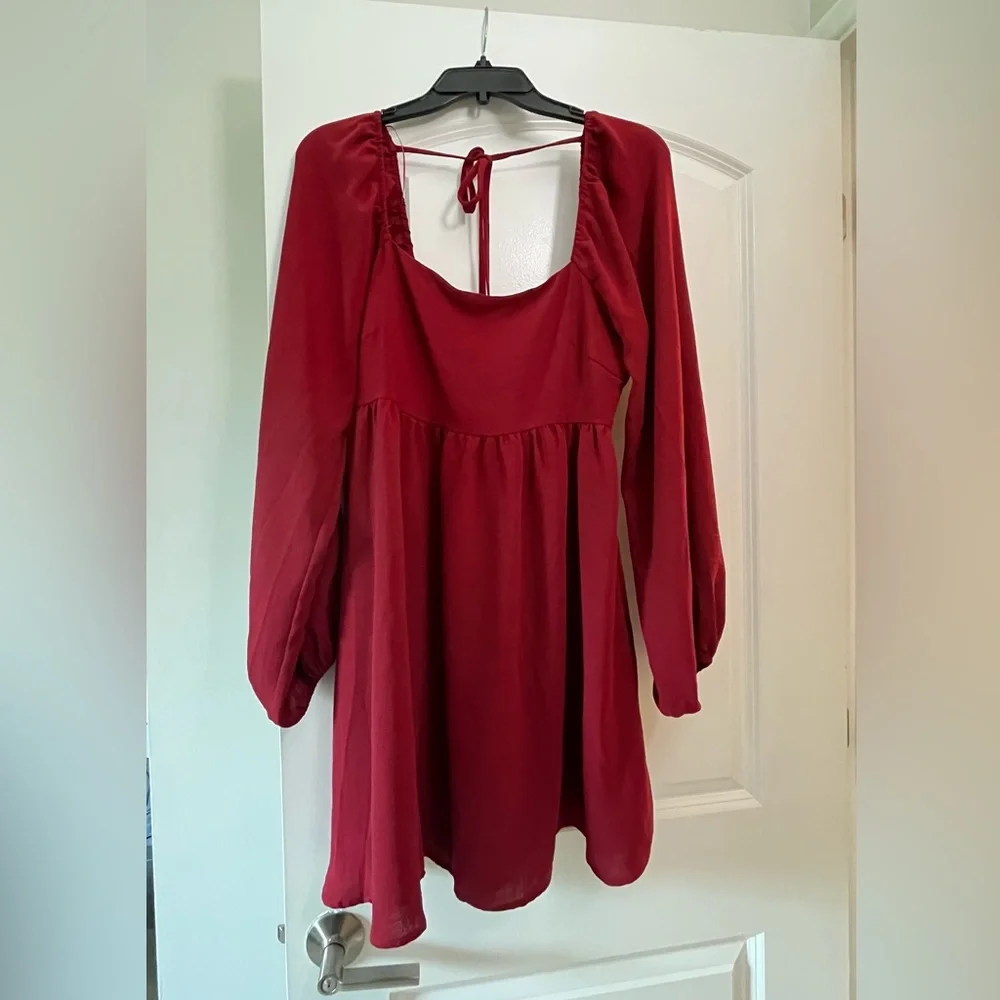 Red mini dress - Picture 1 of 6